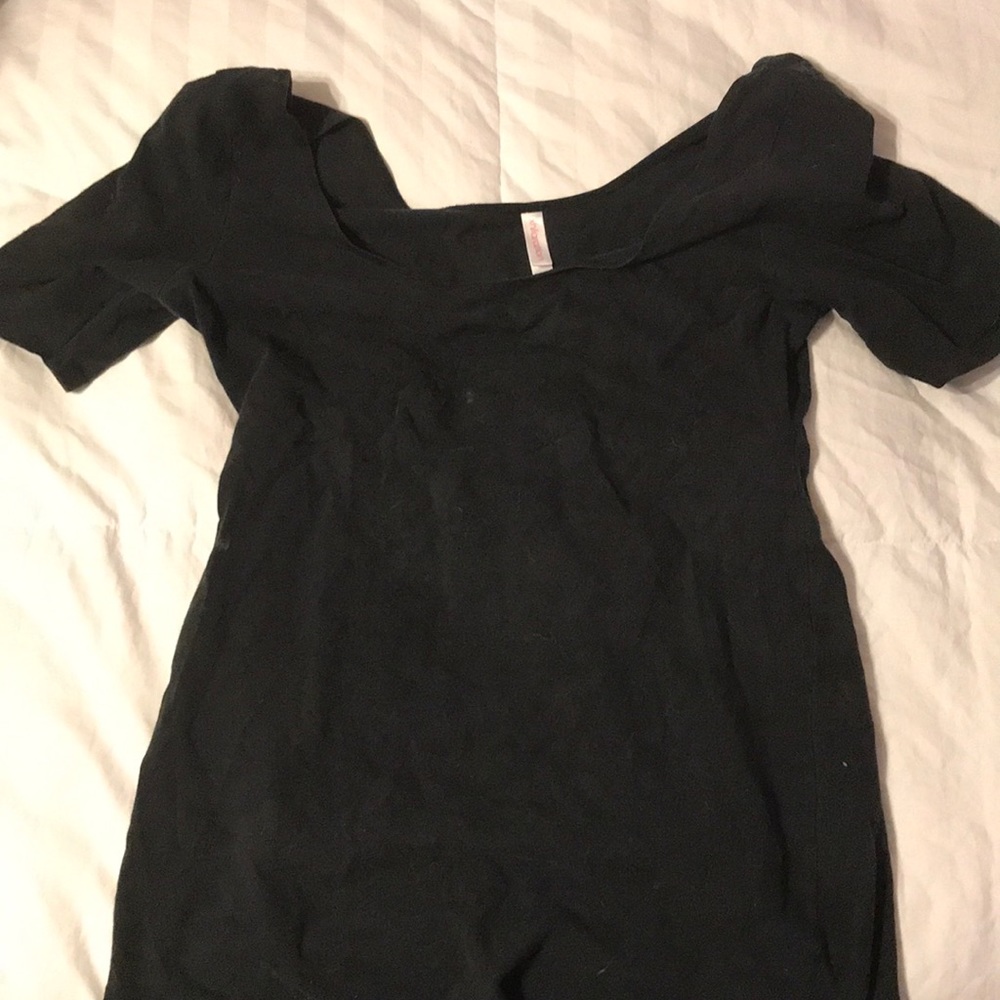 Black off the shoulder slim shirt